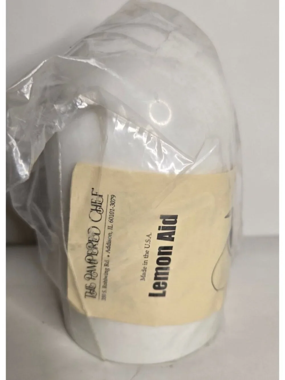 Brand New Pampered Chef Lemon Aid Kitchen Tool Fresh Citrus Juice And Storage